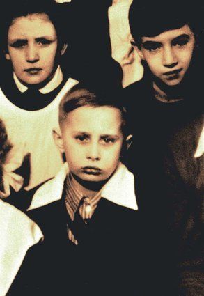 プーチン大統領 若い頃 画像