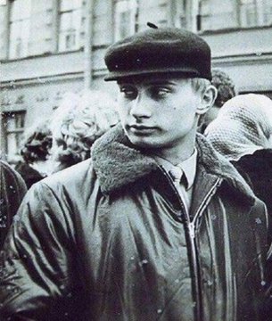 プーチン大統領 若い頃 KGB